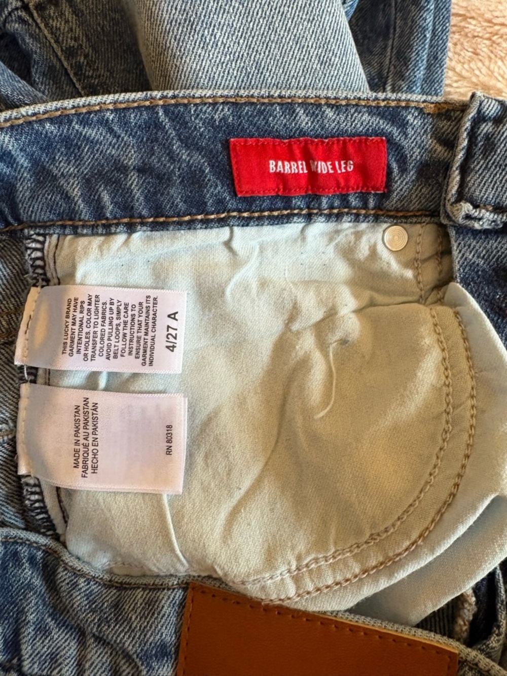 Lucky Brand Barrel Wide Leg Jeans - Picture 9 of 9